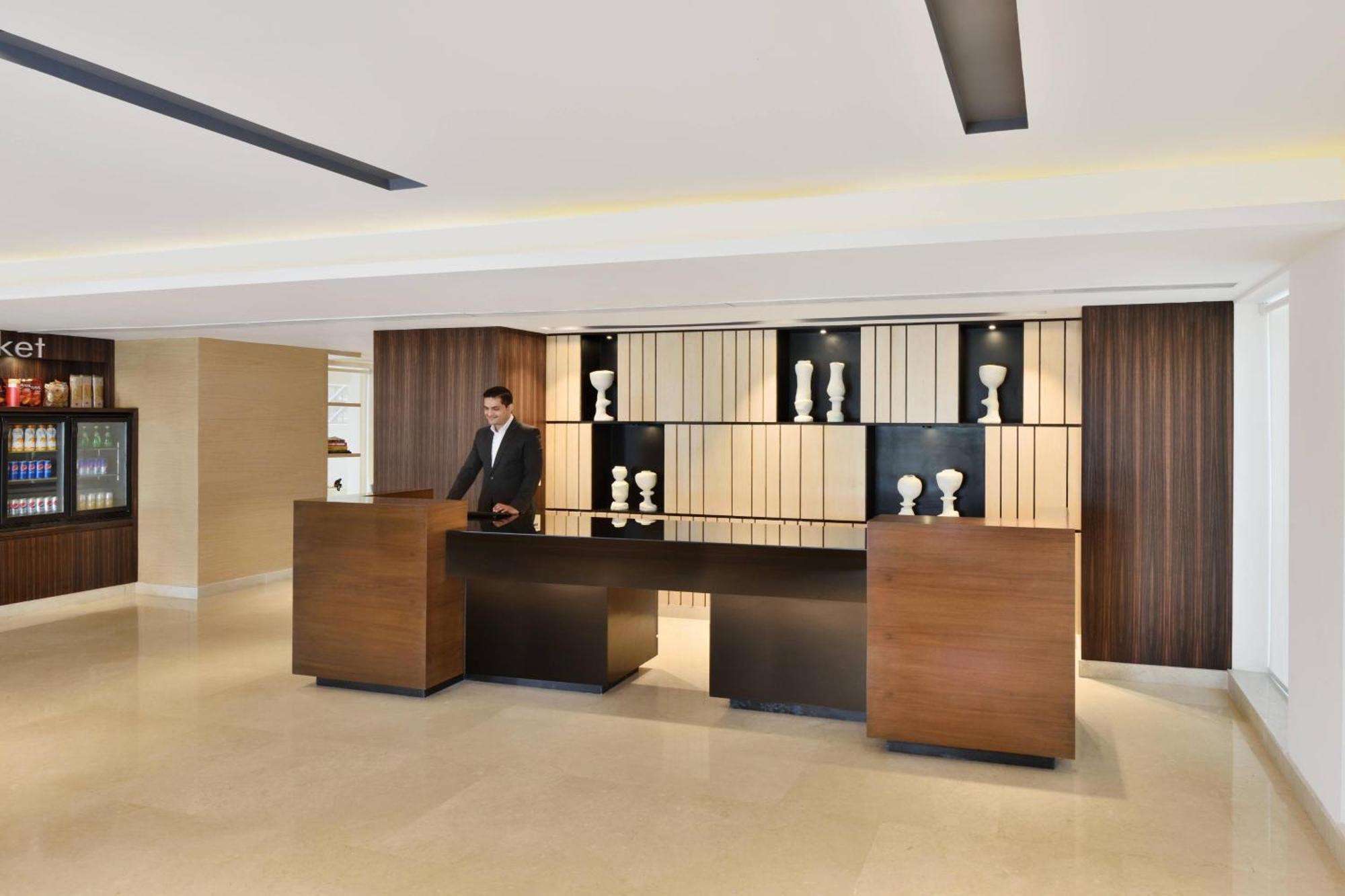 Hotel Fairfield By Marriott Chennai Omr Extérieur photo